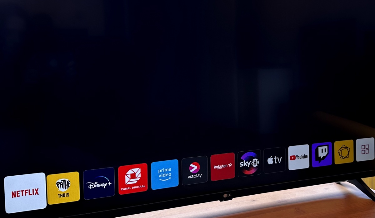 App icons on LG TV screen